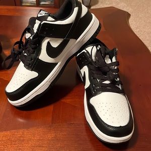 Nike Panda Dunks